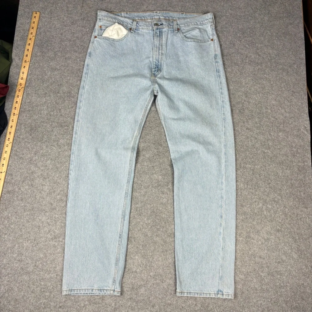 Levis 505 Regular Fit Light Wash Blue Denim Jeans Mens 40x32 Straight Leg